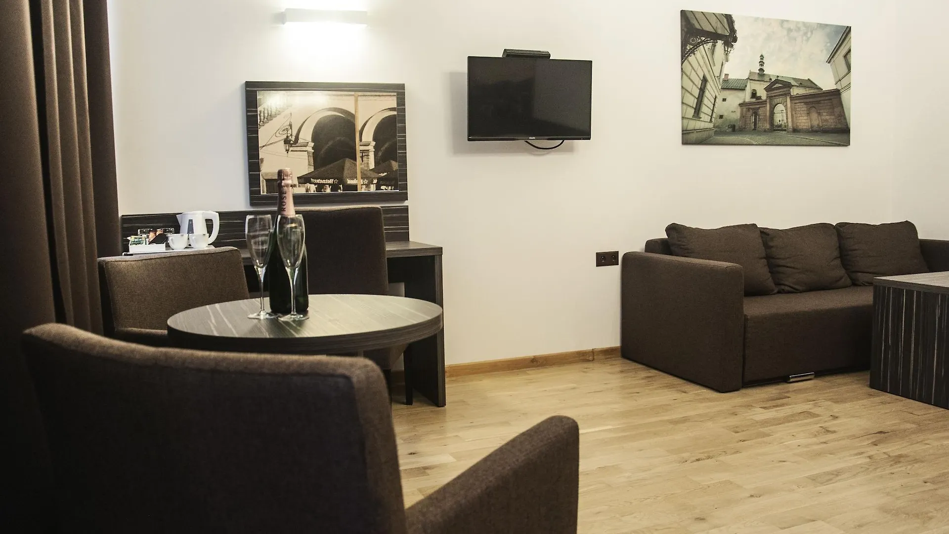 Pergamin Apartments Krakow Poland